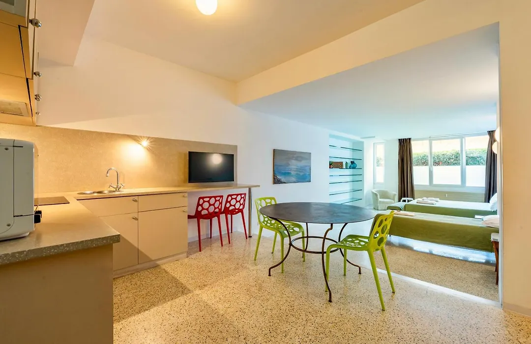 Apartments Navigli Center-1