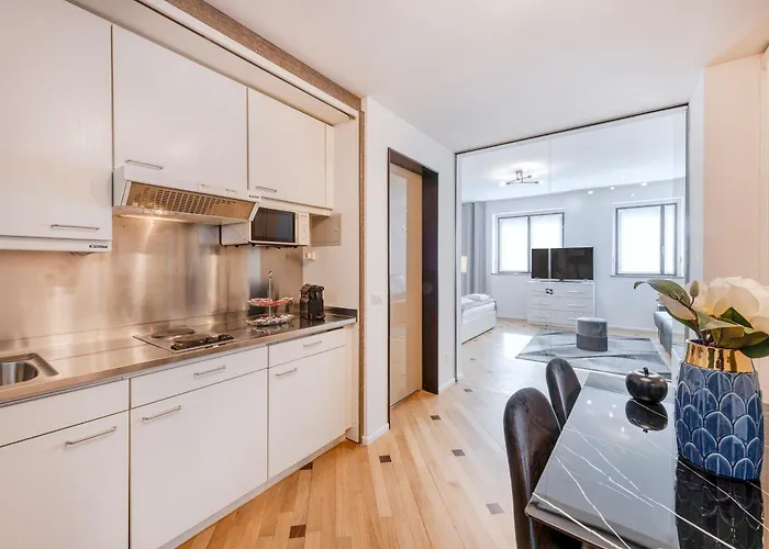 Milan Royal Suites - Centro Duomo